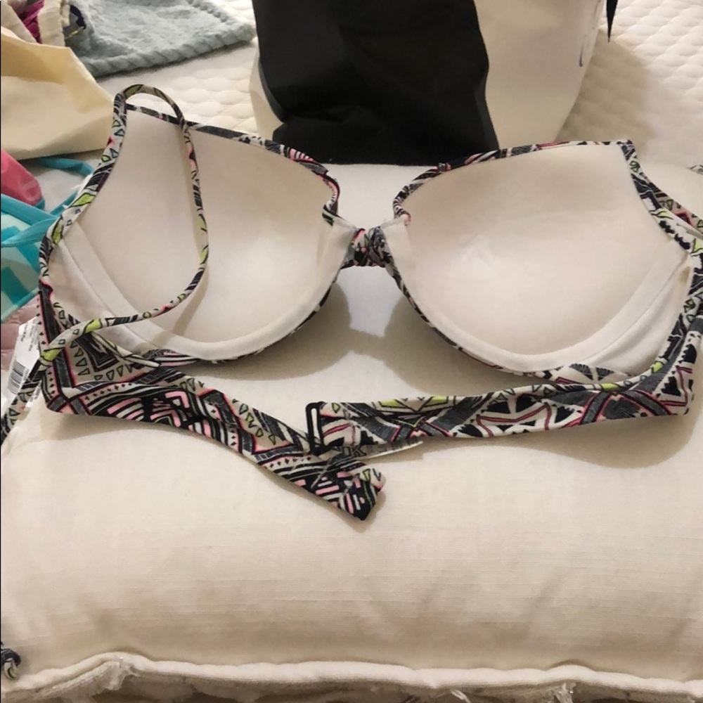 Pink bikini top - Picture 3 of 4